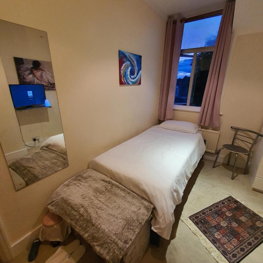 Monalisa Single Room Near Edgware Station Bagian luar foto